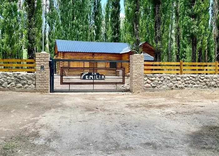 Cabana La Emilia Private House